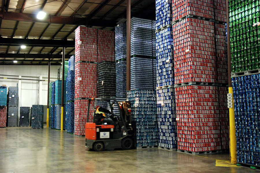 Multi Drinks Group B.V - BUY wholesale alcoholic, non-alcoholic, and energy drinks. Beer, Whiskey, Champaign, Bottled water, Vodka and Tequila.